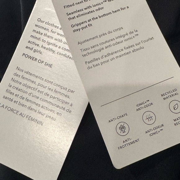 Athleta NWT Momentum Half Zip - Picture 5 of 7